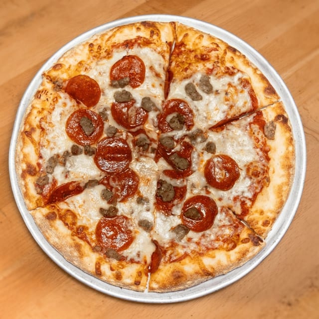 Medium Pizza.