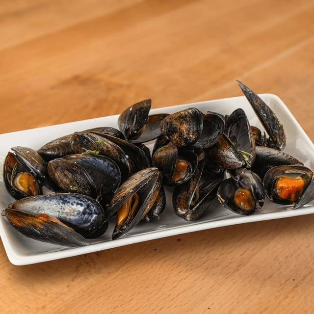 Steamed Mussels.