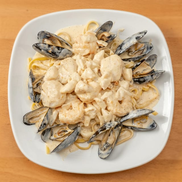 Seafood Alfredo.